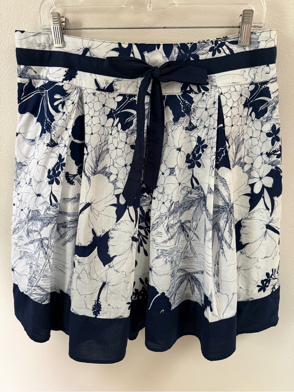 Roxy Navy & White Floral Skirt with Tie